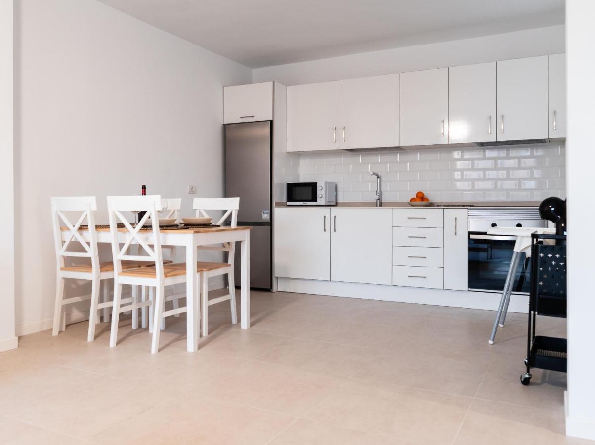 Homeforguest Atico Martina Con Terraza En Los Cristianos 로스크리스티아노스 외부 사진