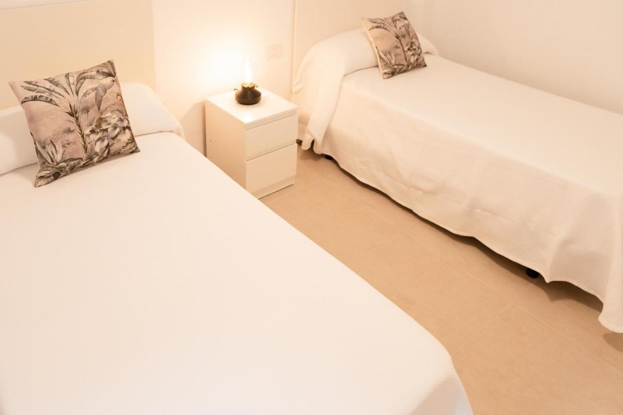 Homeforguest Atico Martina Con Terraza En Los Cristianos 로스크리스티아노스 외부 사진